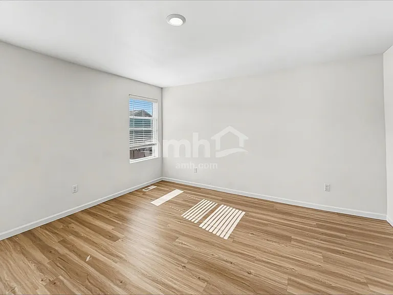 1215 W 17th Ave — Photo 9