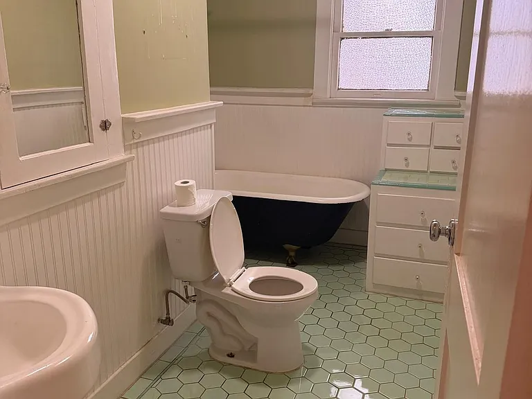 1721 Rodney Dr #2 — Photo 16