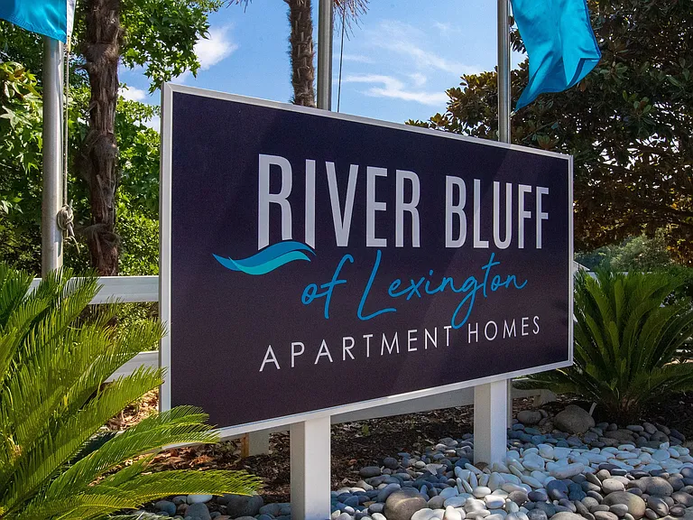 Experience southern charm in Lexington's finest apartment community. Your journey begins here.