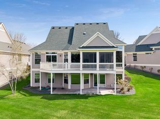 9954 Wellington Ln, Woodbury, MN 55125