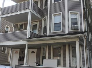 34 Mason St, Fairfield, CT 06825