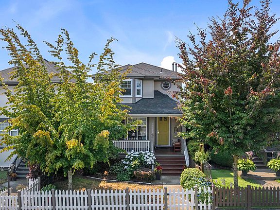 3rd image of 14876 56a Ave