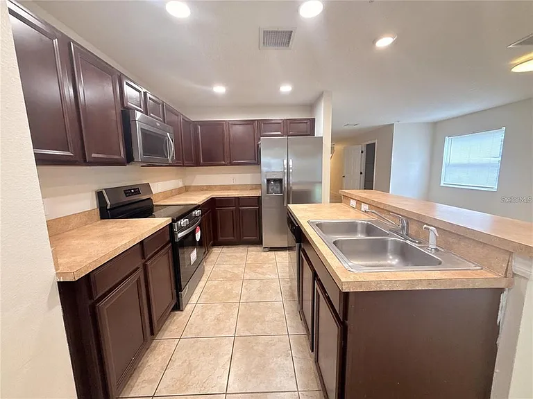 307 Prickle Pear Ct #64 — Photo 8