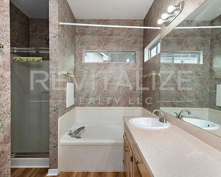 105 Ventura Cir — Photo 31