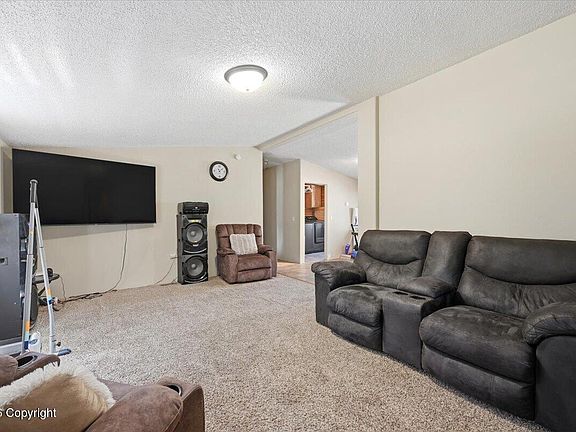 5th image of 1148 East St