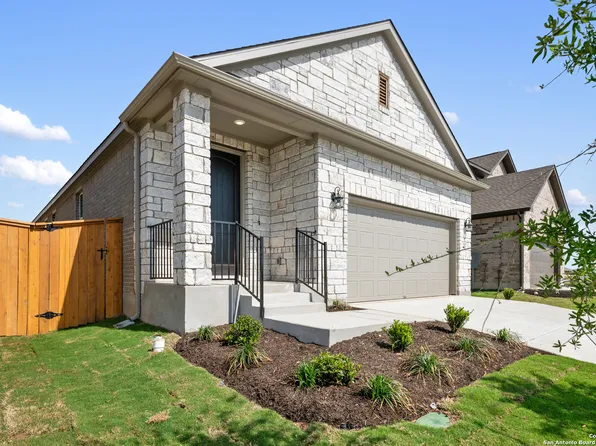 108 baron von gator, San Marcos, TX 78666