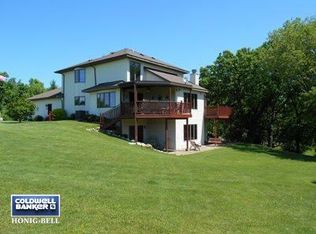 W8305 Springwood Ln, Delavan, WI 53115