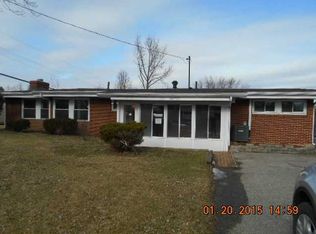 1524 Shadeland Dr, Springfield, OH 45503