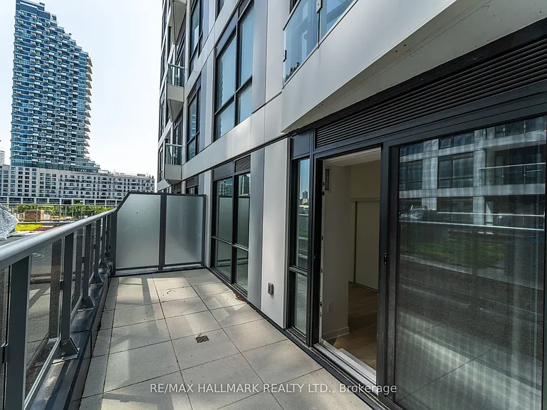 15 Richardson St #316 — Photo 27