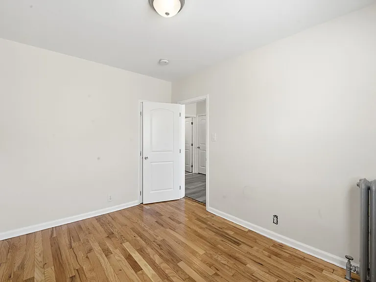 321 Lembeck Ave #1 — Photo 5