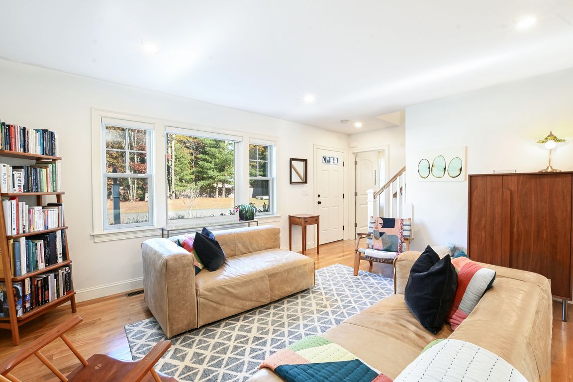 next background image