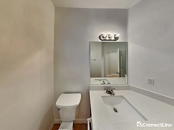 2nd image of 1509 Travertine Ter