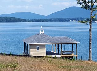 392 Hyannis Point #68, Union Hall, VA 24176