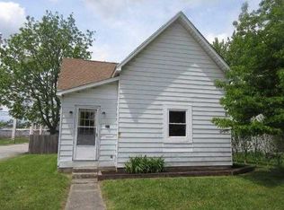 301 E Pearl St, Fortville, IN 46040