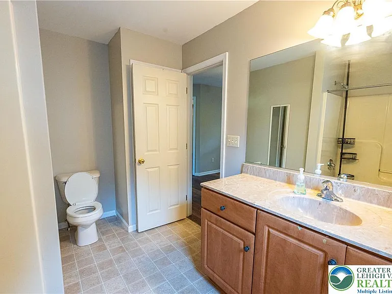 127 Highlands Cir — Photo 20