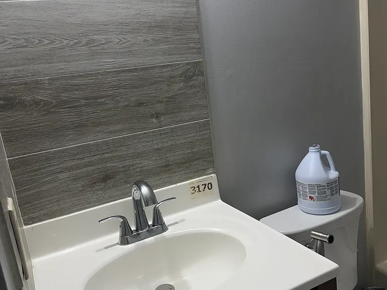 90 Sciota Ave #5 — Photo 6