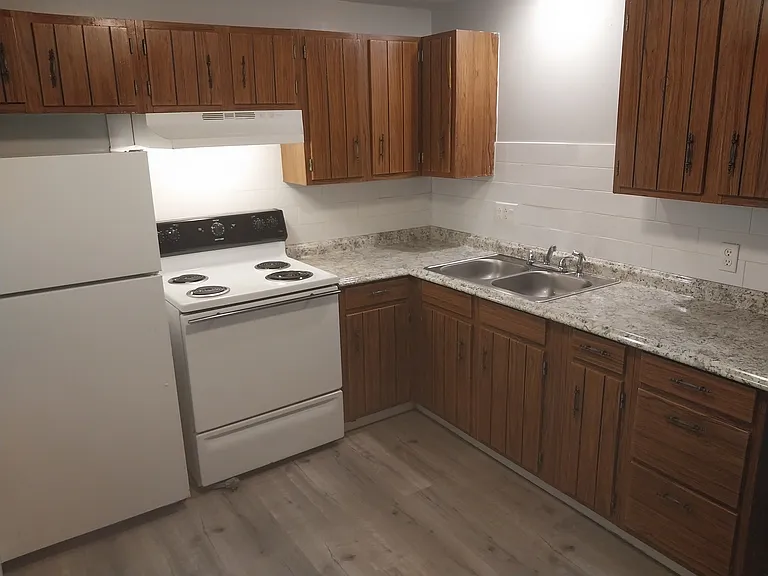 124 Ash St #1S — Photo 11