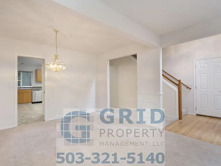 8650 SW Goldstone Pl — Photo 3