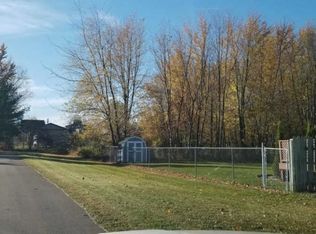 630 W 40th St, Holland, MI 49423