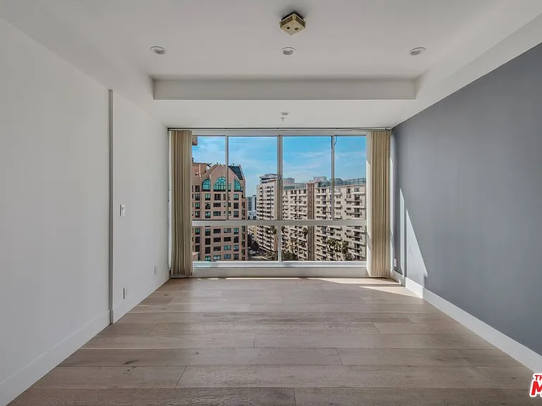10490 Wilshire Blvd #1102 — Photo 9