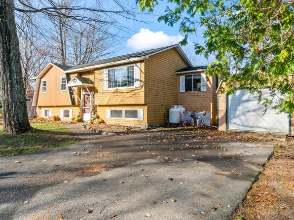 36 Faith Street, Lisbon, ME 04252