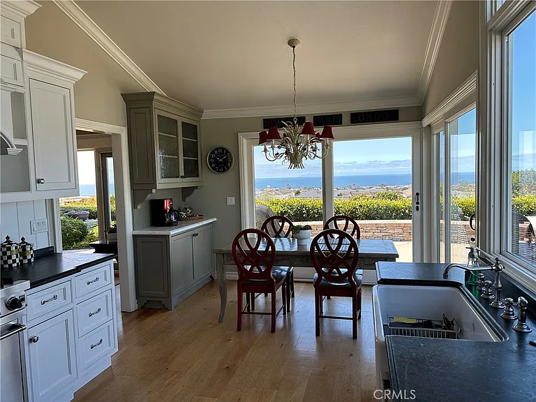 3601 Sausalito Dr — Photo 13