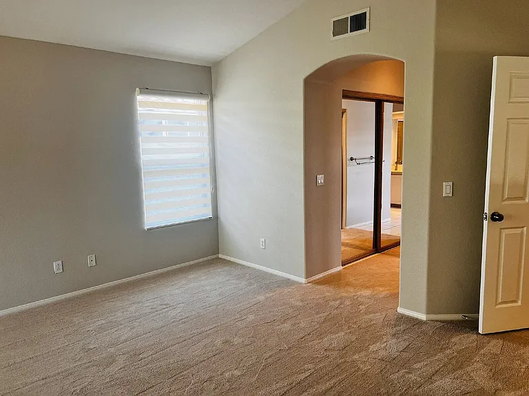 4984 Riding Ridge Rd — Photo 38