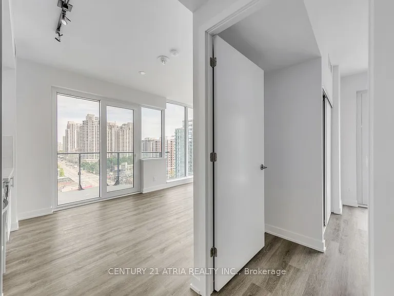 15 Ellerslie Ave #1210 — Photo 13