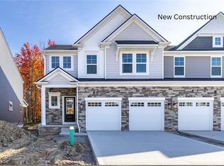 9155 Ledge View Ter, Broadview Heights, OH 44147