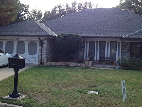2nd image of 12713 Arrowhead Dr