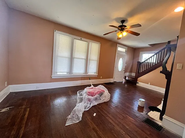 1349 Hildreth Ave — Photo 6