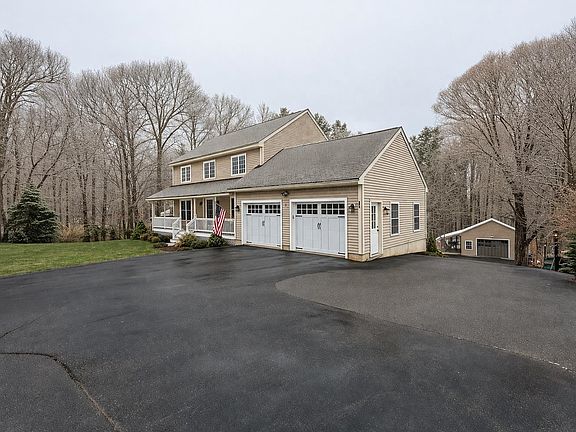 2nd image of 19 Rouleau Drive