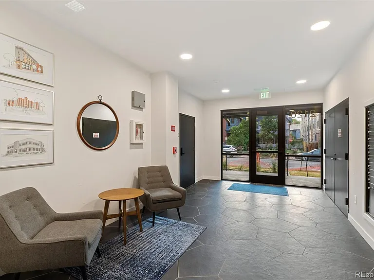 2120 N Downing St #210 — Photo 9