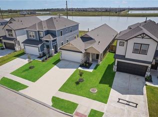 1122 Elsinore Dr, Rosharon, TX 77583