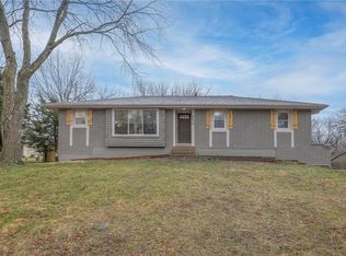 6617 W 54th St, Mission, KS 66202