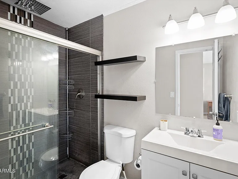 1211 W Palomino Dr — Photo 22