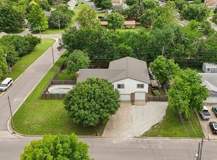 33 E Huntington Rd, Augusta, KS 67010