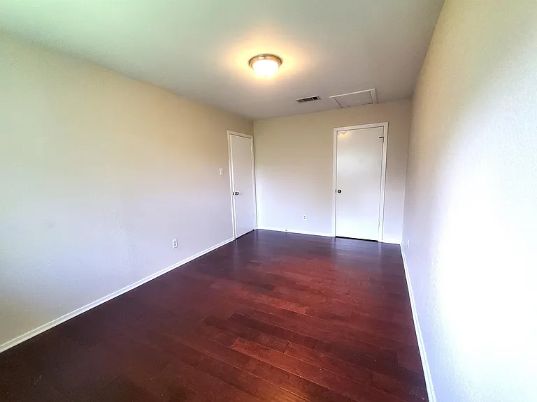 3703 Skipton Dr — Photo 4