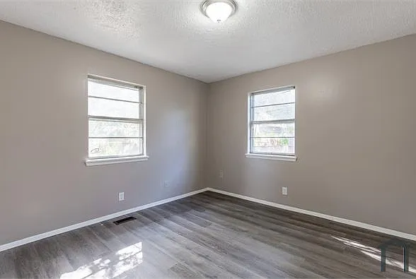 6309 S Owasso Ave — Photo 14