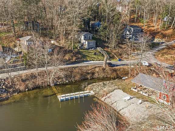 4th image of 12 Bankside Trail