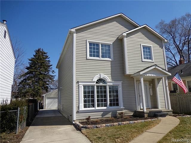 1st image of 3834 Royal Ave