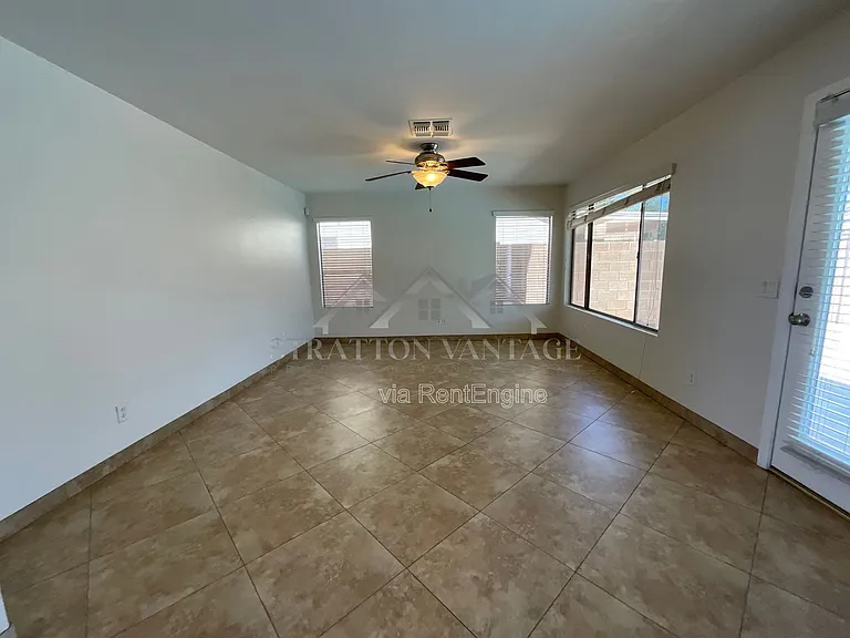 8259 W Eugie Ave — Photo 8