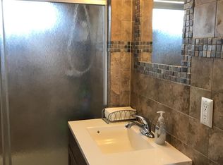26 1st St, Glen Cove, NY 11542
