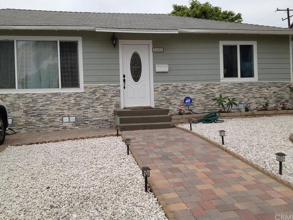 1st image of 23565 Falena Ave