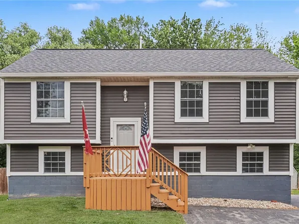 1 Hannibal Pl, Hamlin, NY 14464