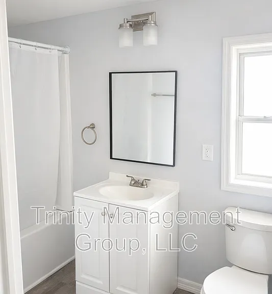 1509 Winding Way E #1 — Photo 4