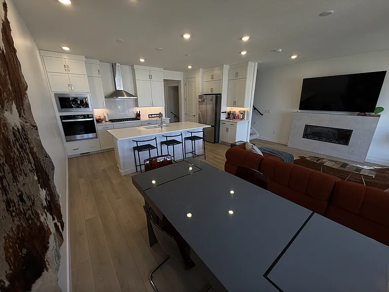2403 N Paradise Flat Ln — Photo 2