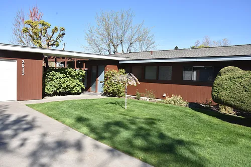 2013 Davison Ave Photo 1