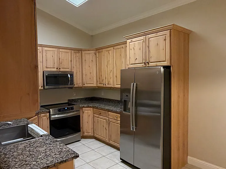 165 S Pleasant Grove Blvd #48 — Photo 2