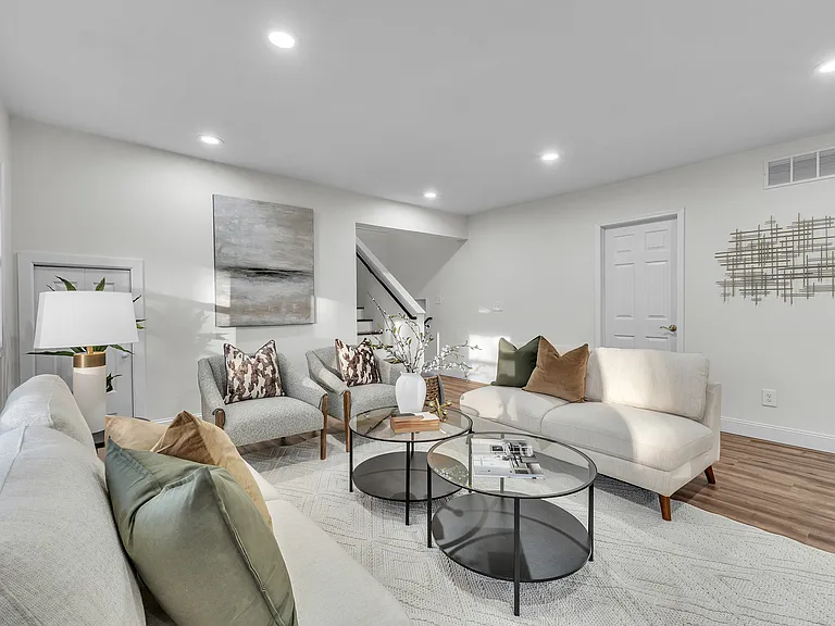 8165 Leonard Dr — Photo 19